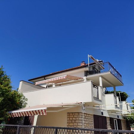 Apartmani Grebaštica Exterior foto